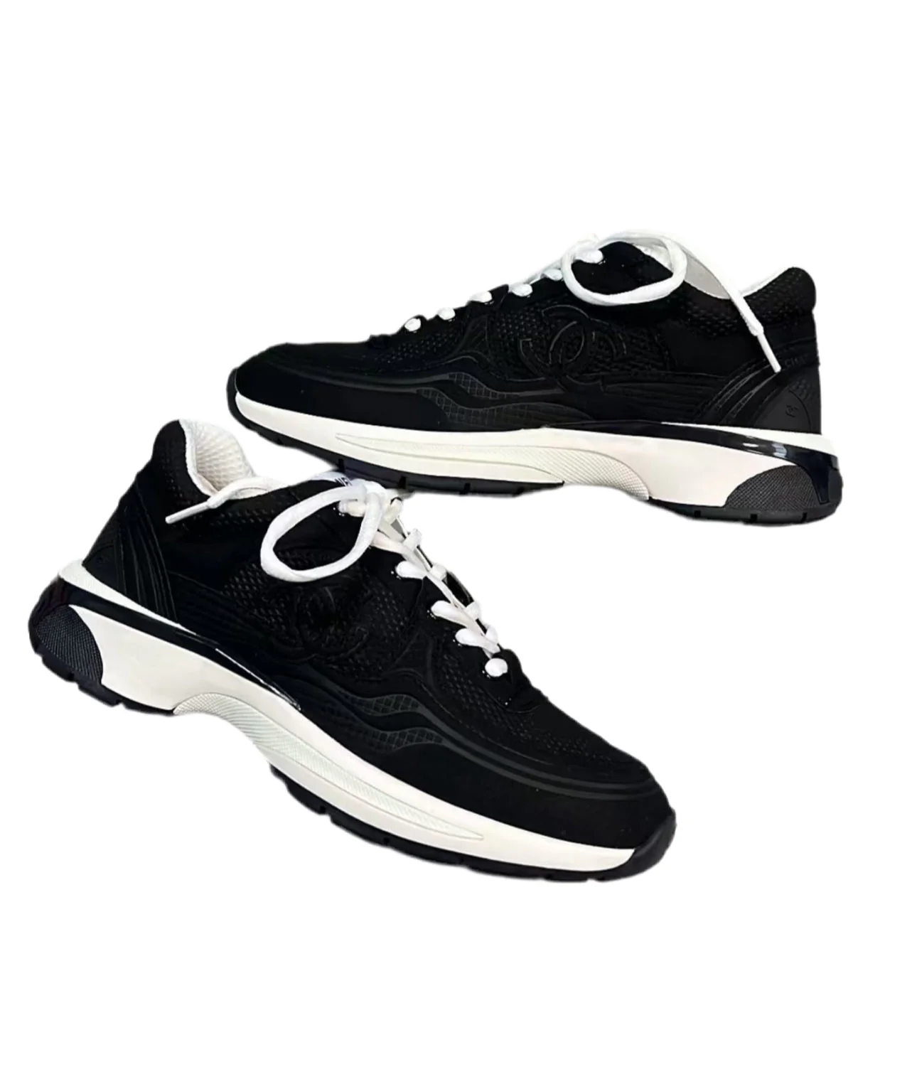 C black trainers