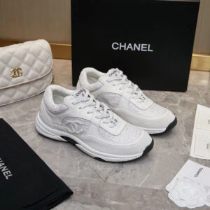 C BEIGE TRAINERS