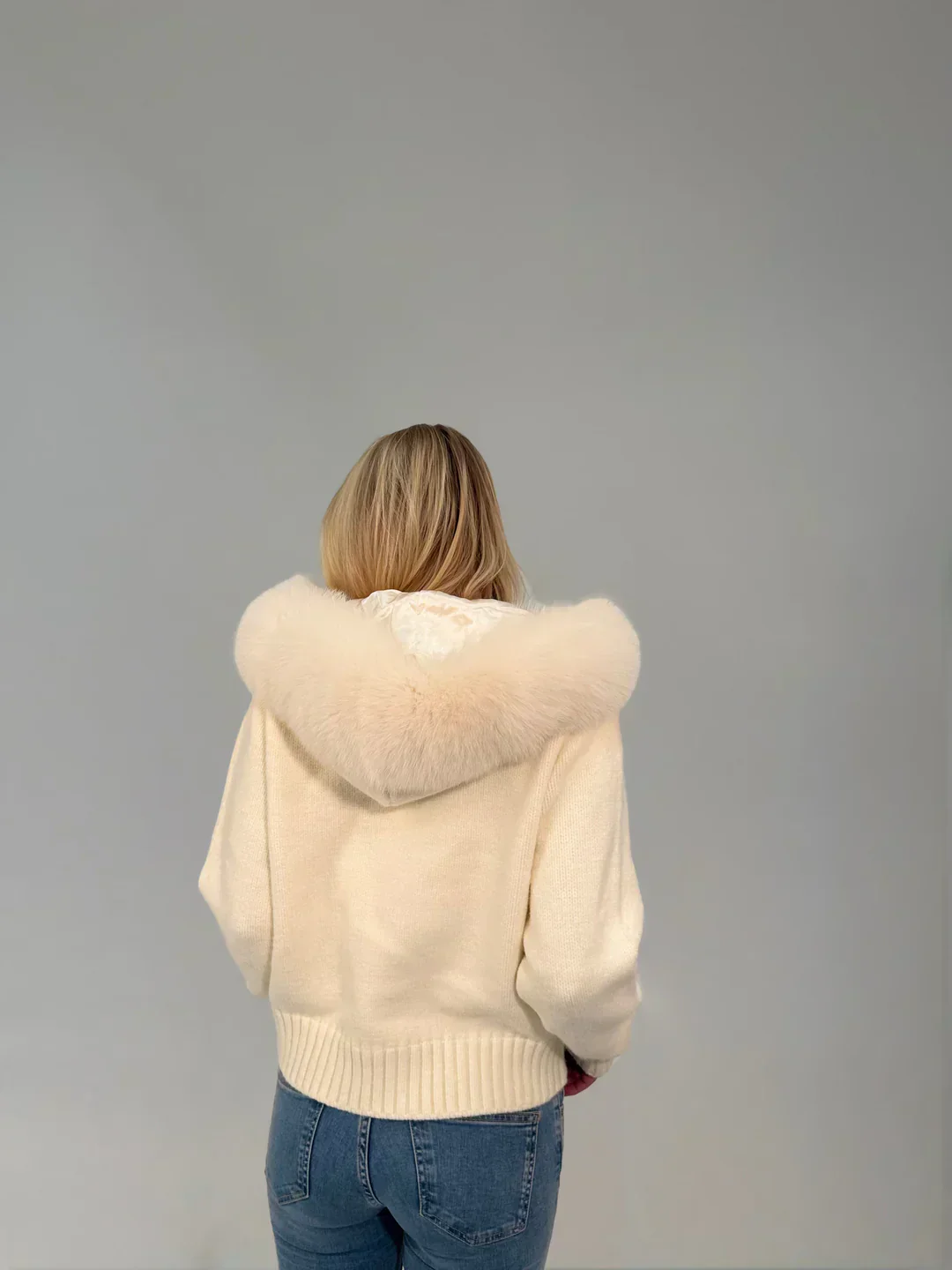 FUR ZIP JACKET WHITE - Image 4