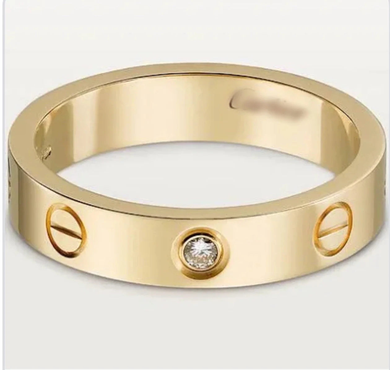 ring with diamonds