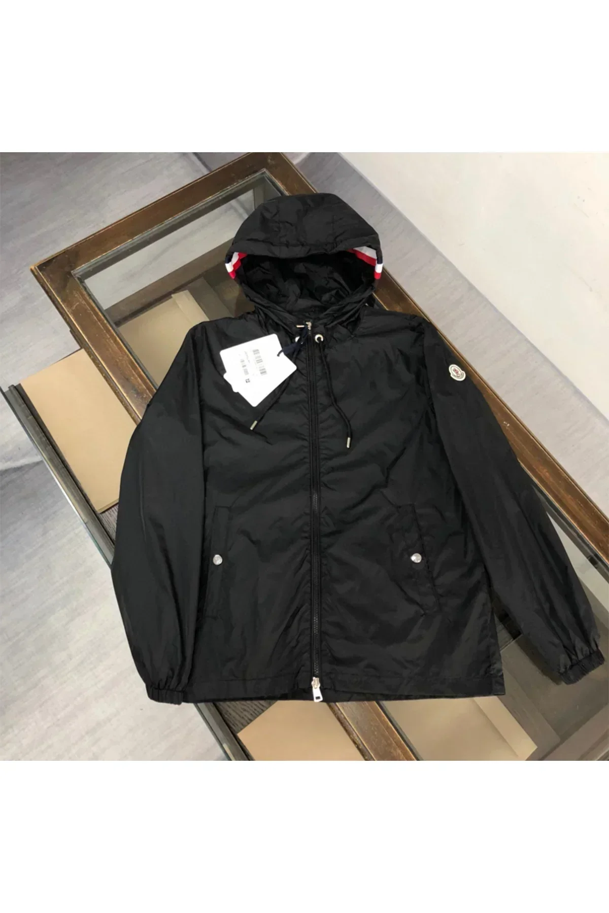 WINDJACKET WITH CORDS