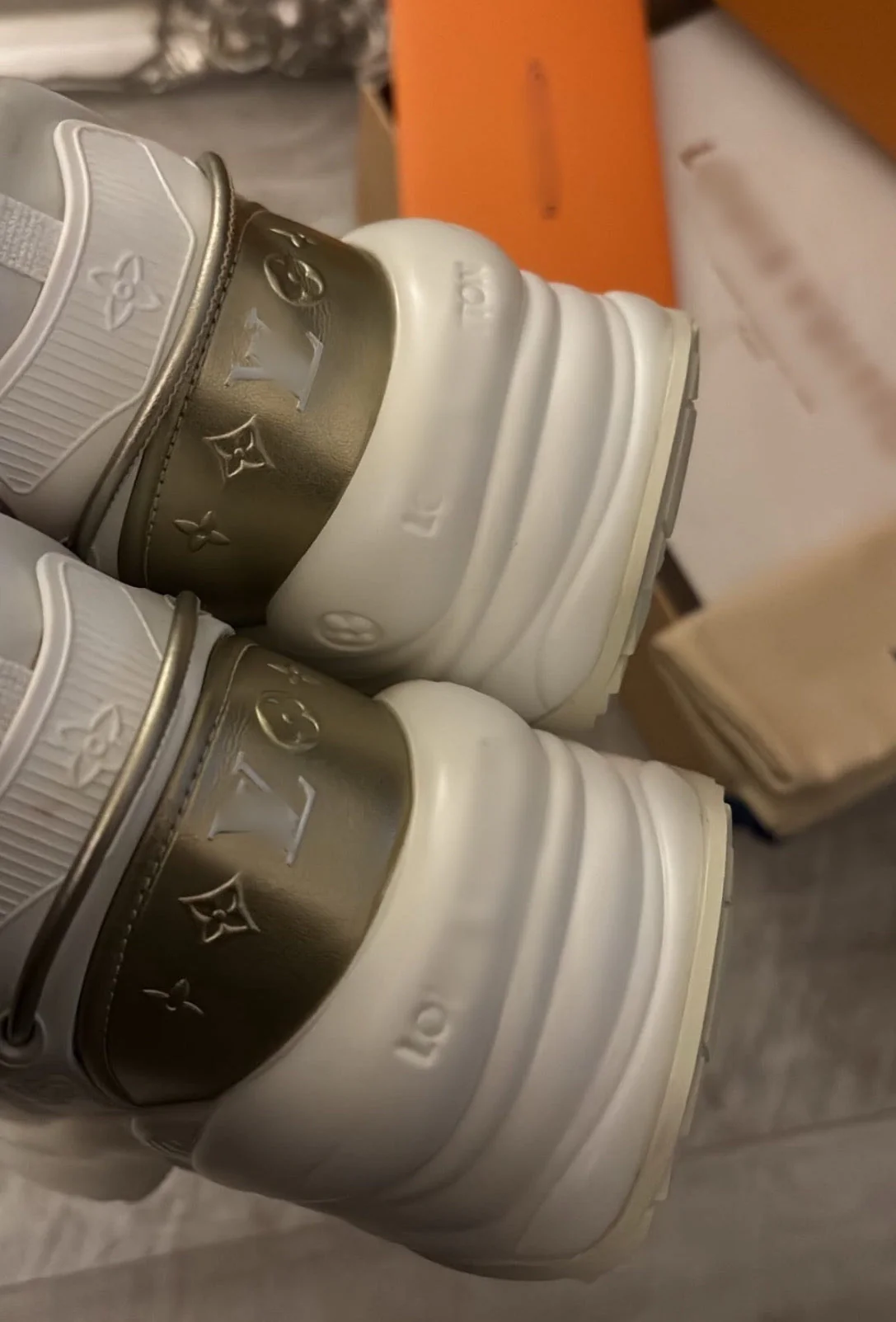 white gold sneakers - Image 2